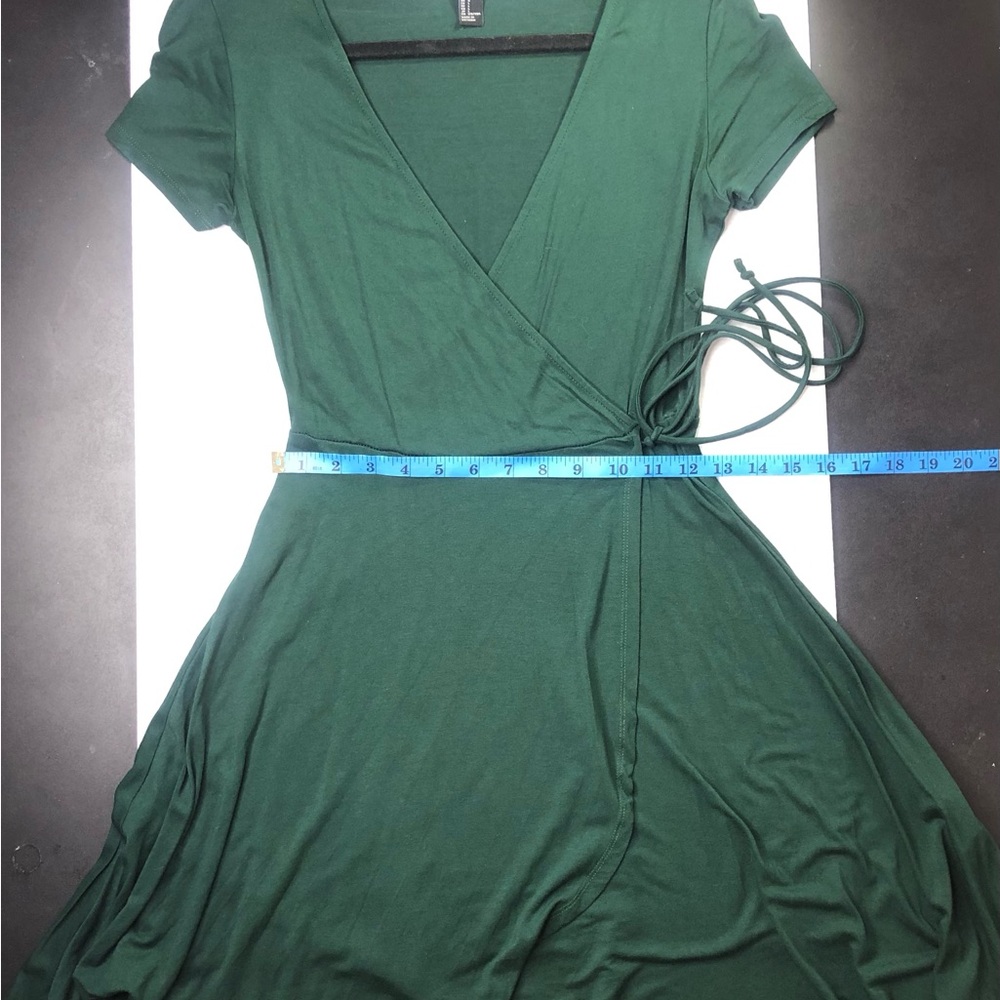 Forever 21 Dark Green Wrap-Style Large Mini Dress - Picture 8 of 11